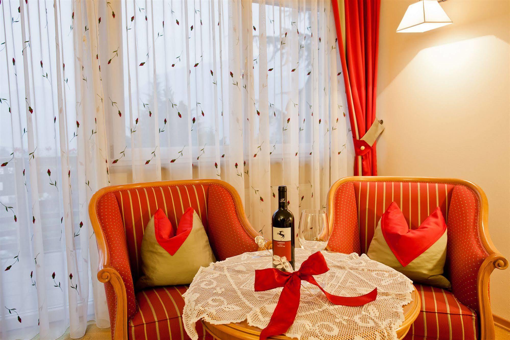 Hotel Aster Meran Zewnętrze zdjęcie