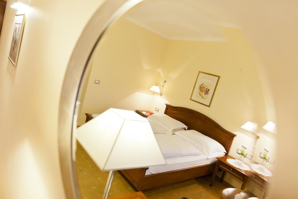 Hotel Aster Meran Zewnętrze zdjęcie